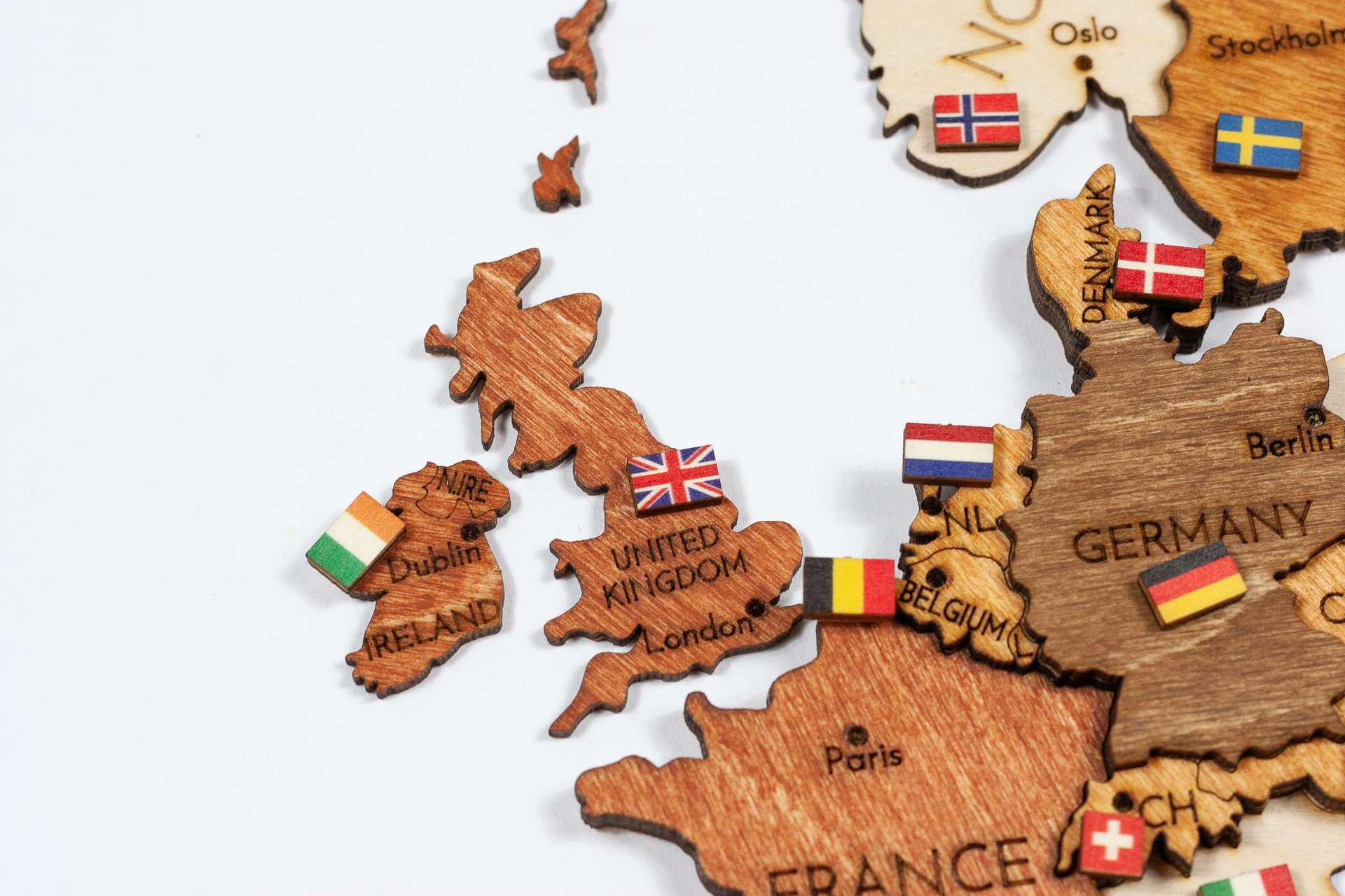 Houten Wereldvlaggen