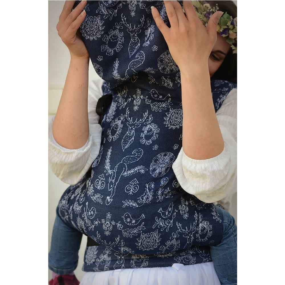 Rischino Folkwood Carrier – flexibilní