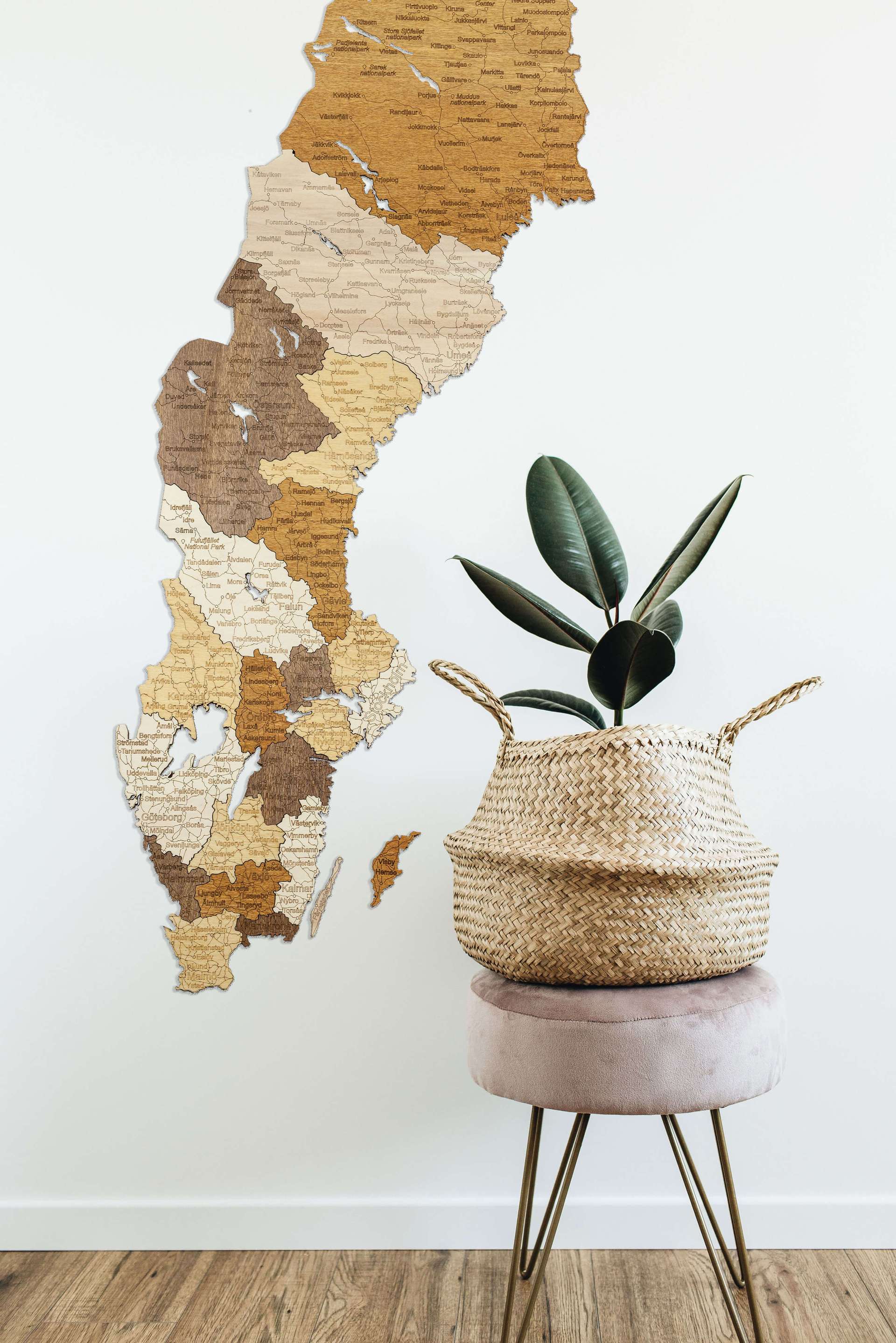Mapa da Suécia em madeira