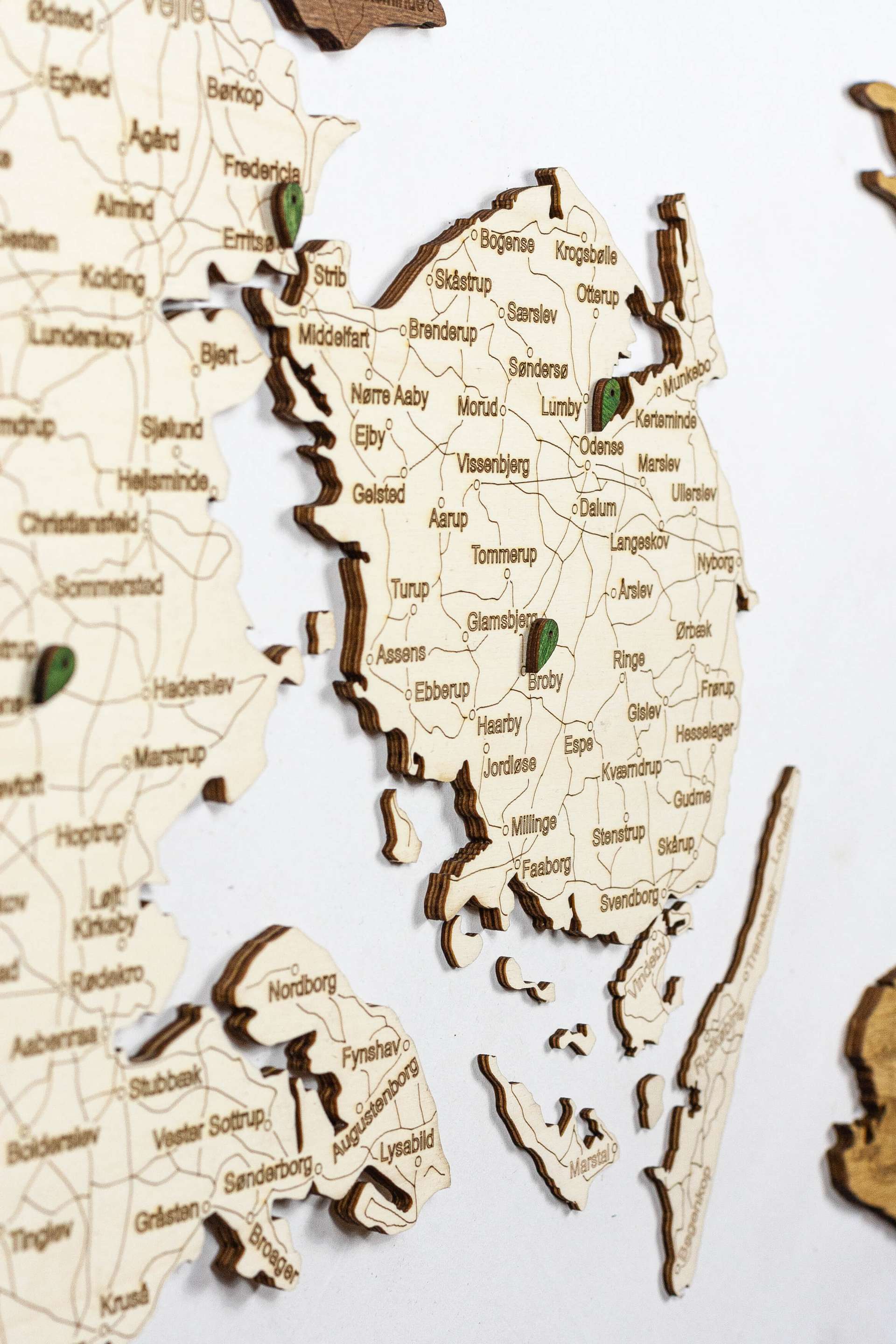 Danmarkskort i træ