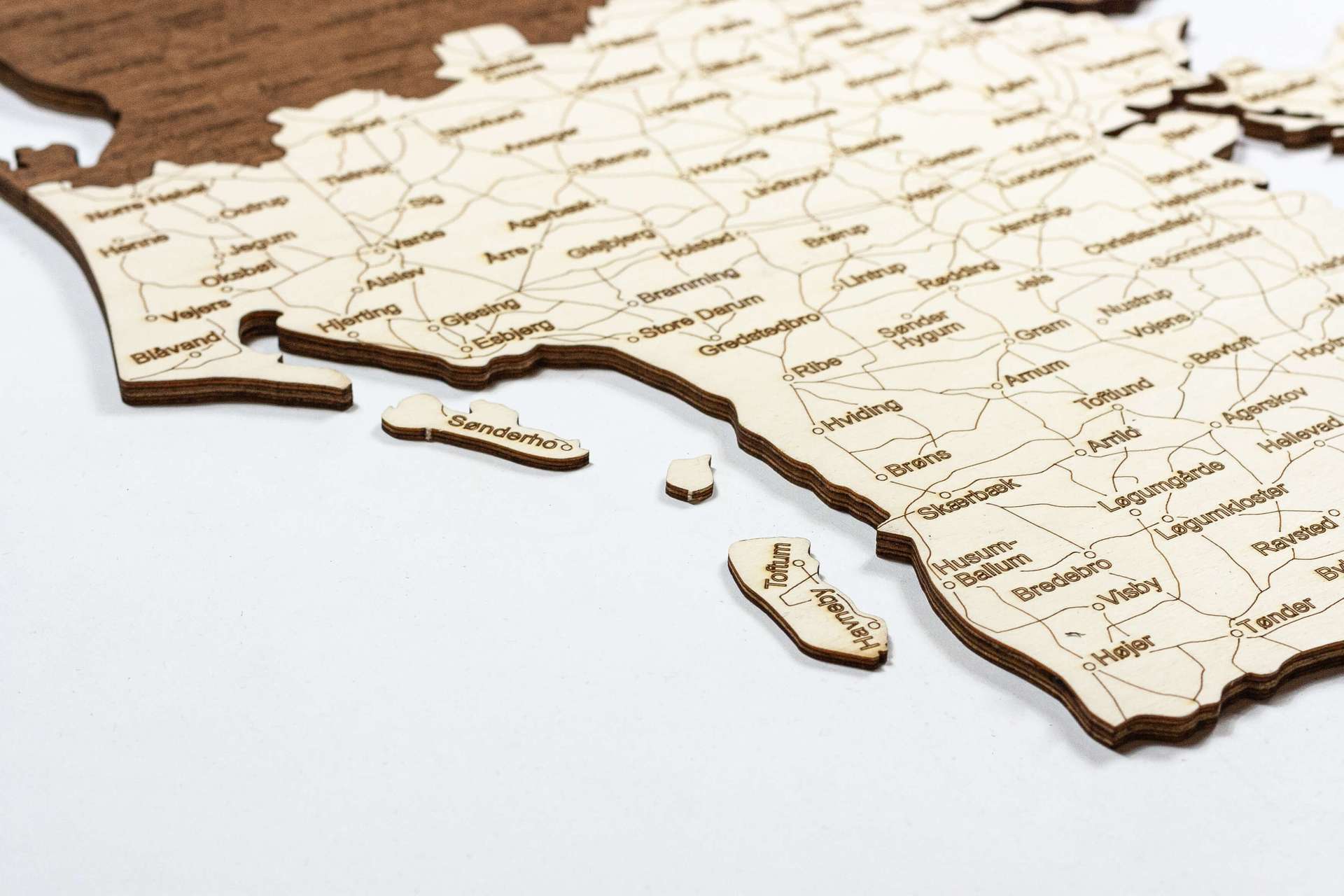 Danmarkskort i træ