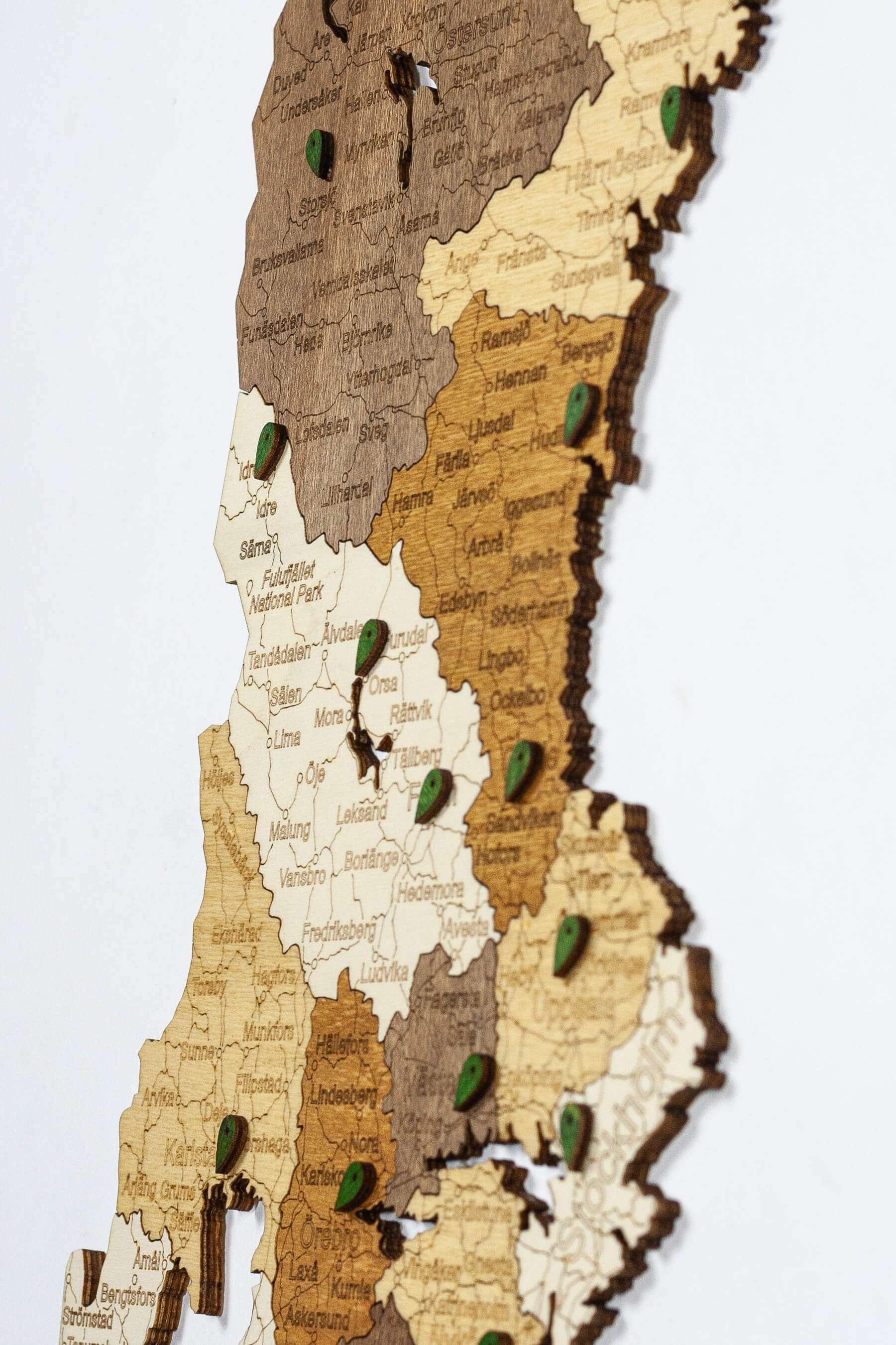 Mapa da Suécia em madeira