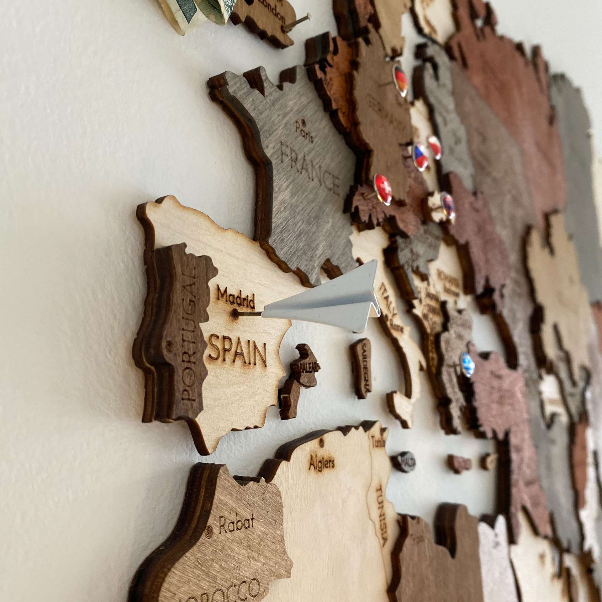 Metal Aeroplanes with Pins