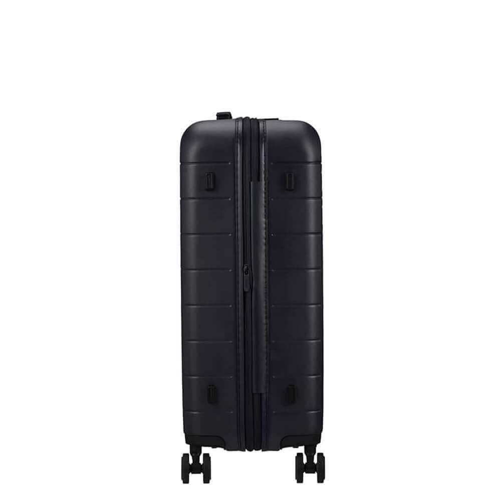 American Tourister - Novastream - Spinner 67 EXP Travel Suitcase