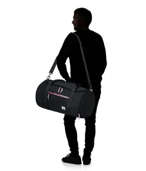 American Tourister UpBEAT Duffle ZIP Travel Bag