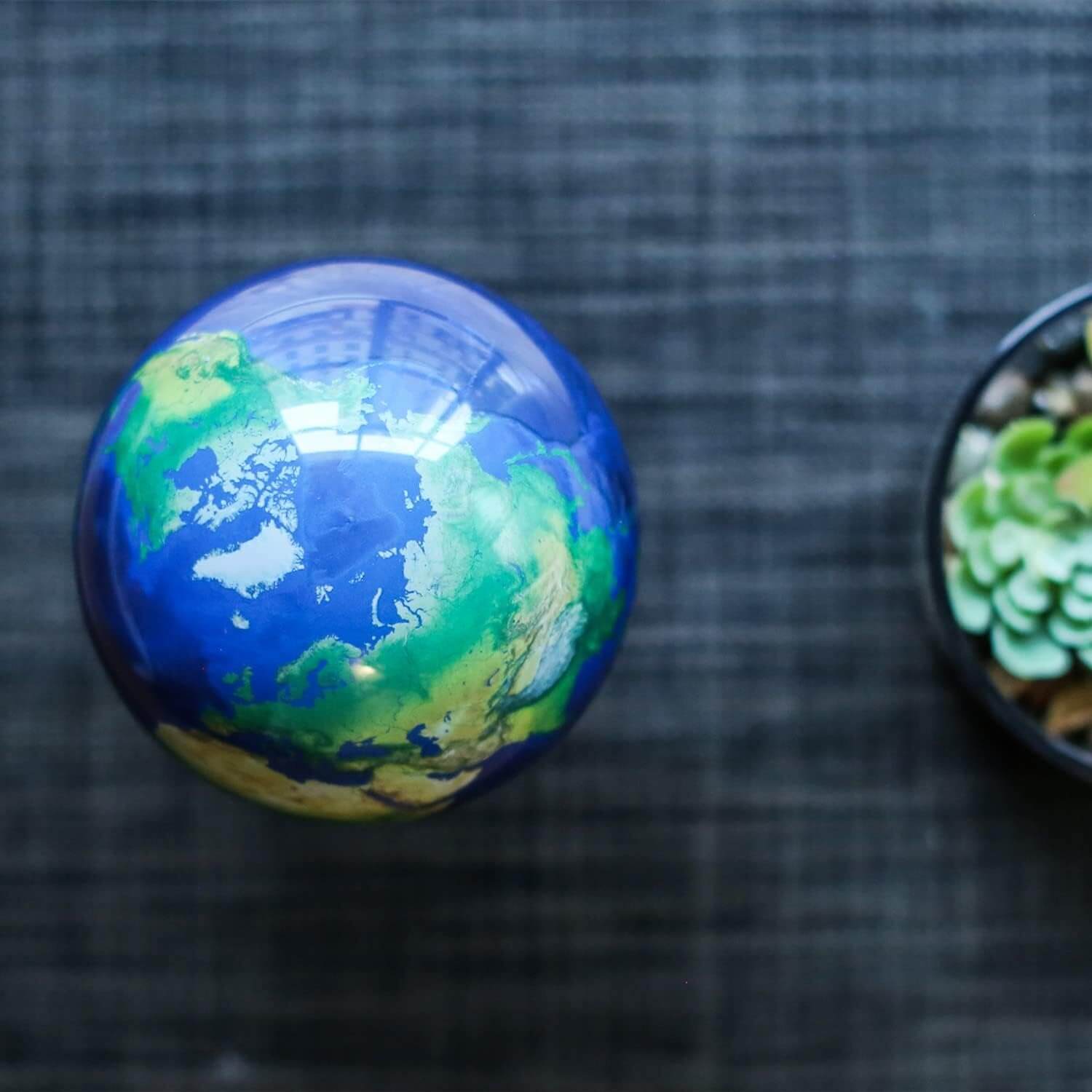 MOVA Natural Earth Self Rotating Magnetic Globe