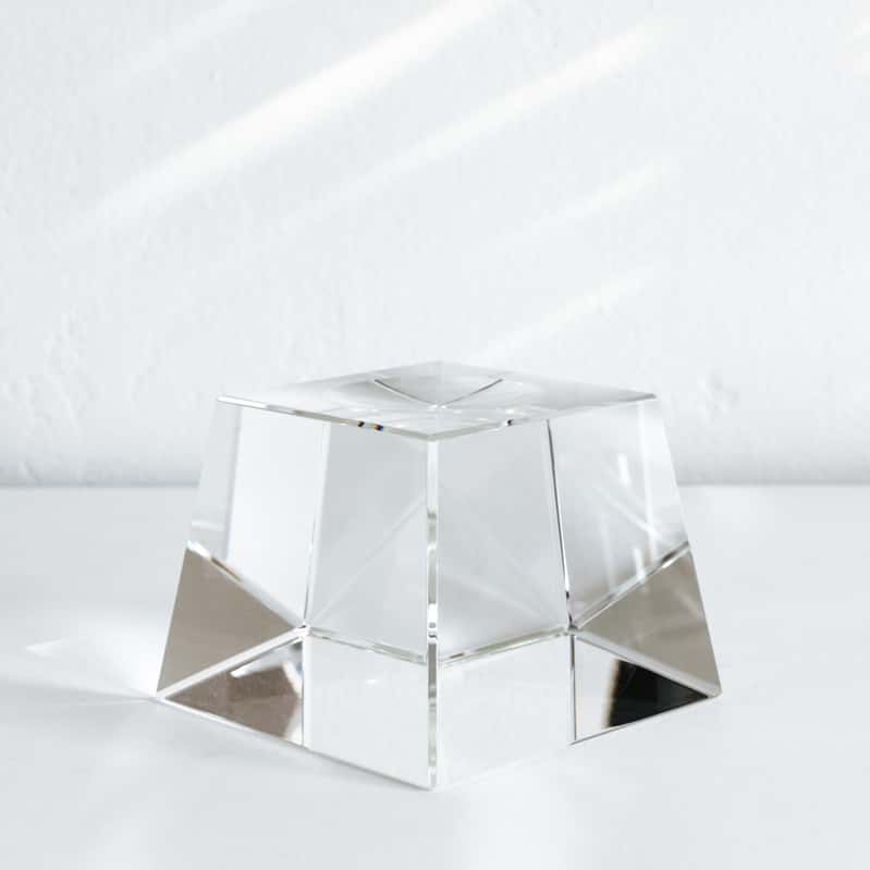 Кристална основа MOVA