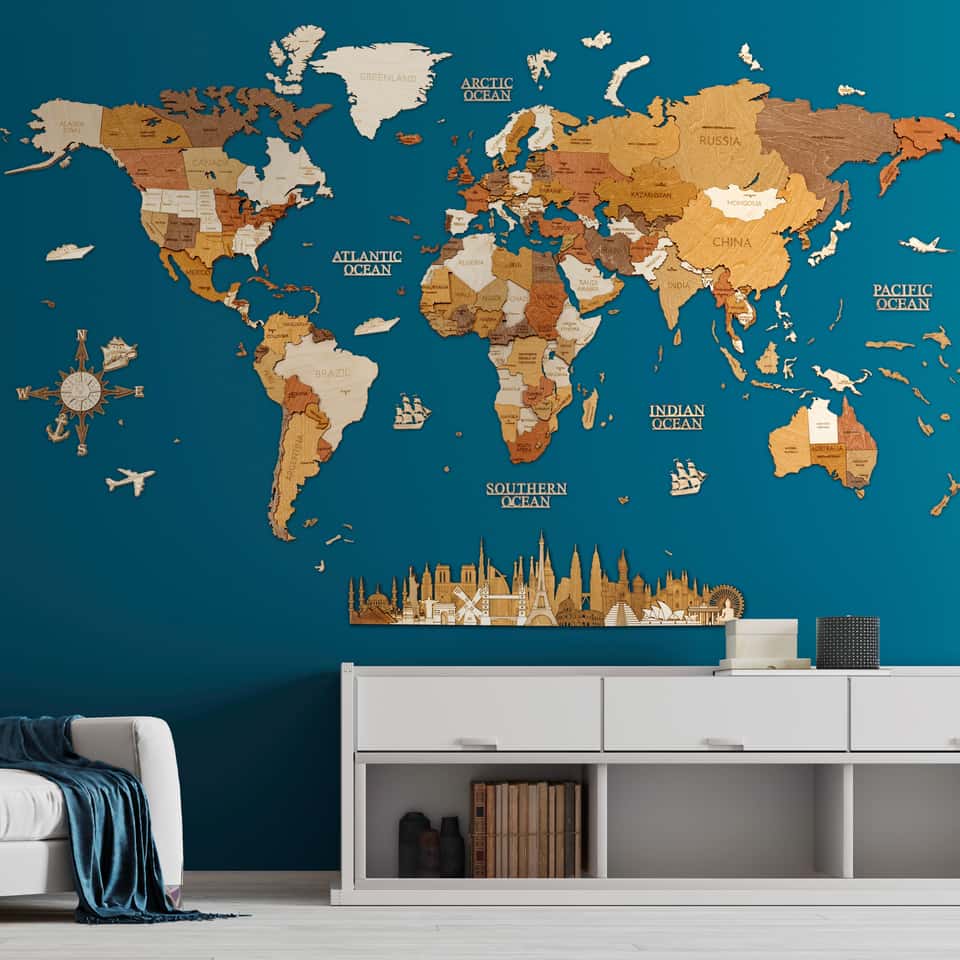Wall Maps & Decor